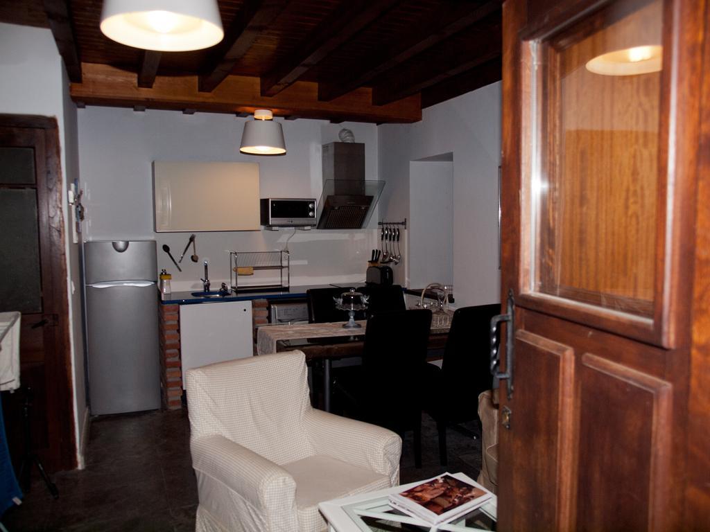 Casa Rural La Cabana Del Valleyu Sotres Bagian luar foto